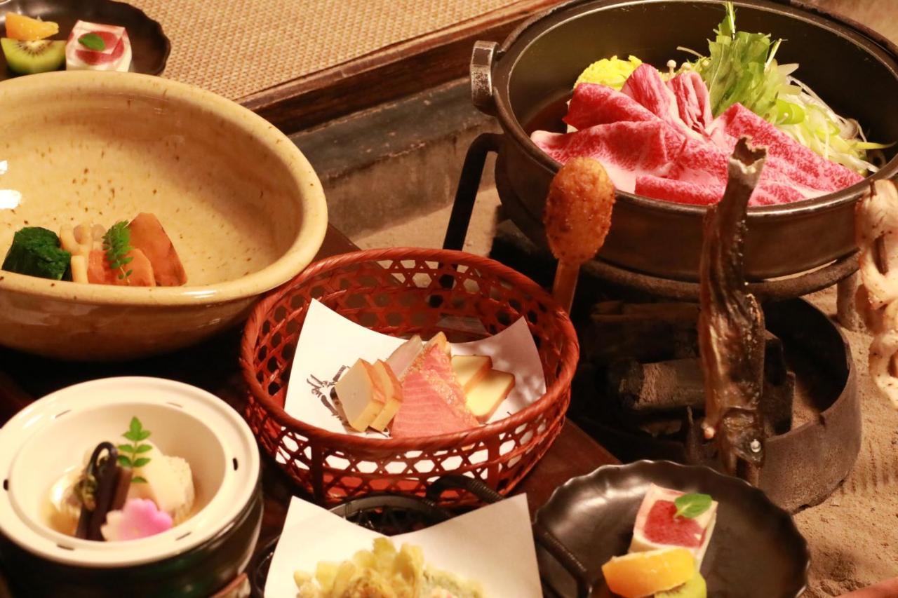 Yumoto Choza Hotel ทาคายาม่า ภายนอก รูปภาพ